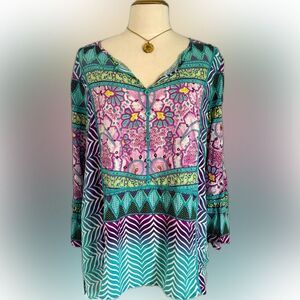 Beautifully-colored Multiples top!